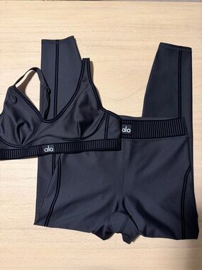ALO Yoga Black Logo Sports Bra and Leggings Set